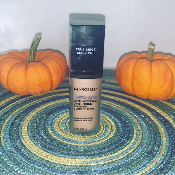 ❄️3/25$ Marcelle Foundation - Picture 1 of 4